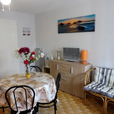 Genois Joli Mt St Martin Proche Port Cap D'agde Lejlighed *