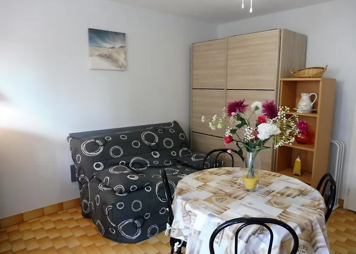 Genois Joli Mt St Martin Proche Port Cap D'agde Apartman *