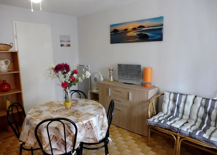 Genois Joli Mt St Martin Proche Port Cap D'agde Apartman *